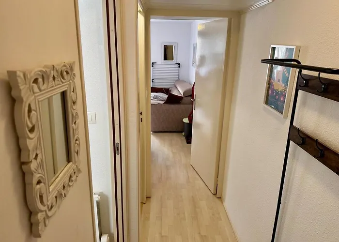 T2 Proche De La Et Parking 公寓