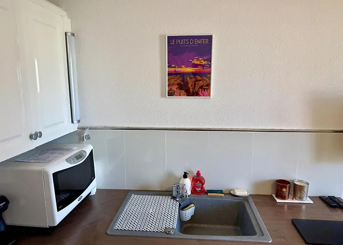 T2 Proche De La Et Parking