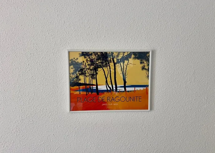 公寓 T2 Proche De La Et Parking 莱萨布勒-多洛讷