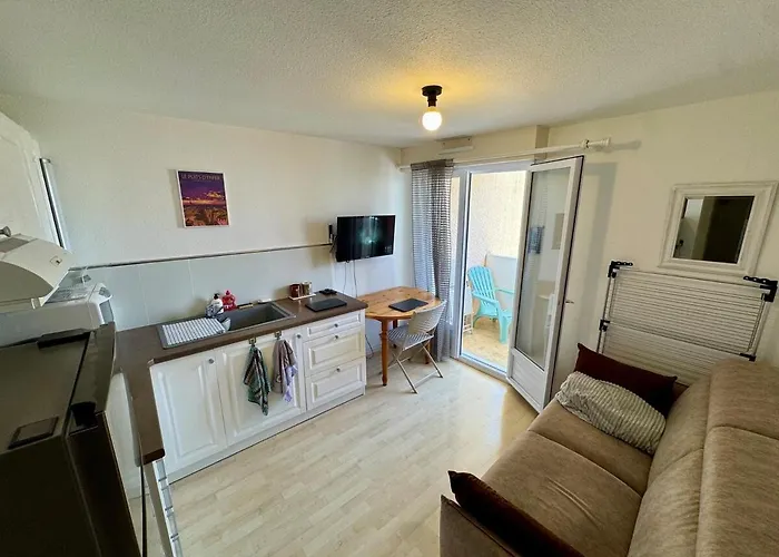 T2 Proche De La Et Parking *